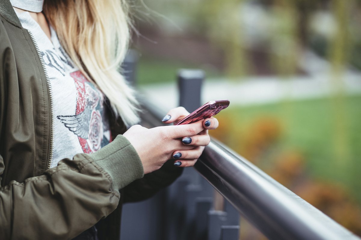 Veja algumas dicas para minimizar possíveis riscos em um primeiro contato com quem conheceu online! 