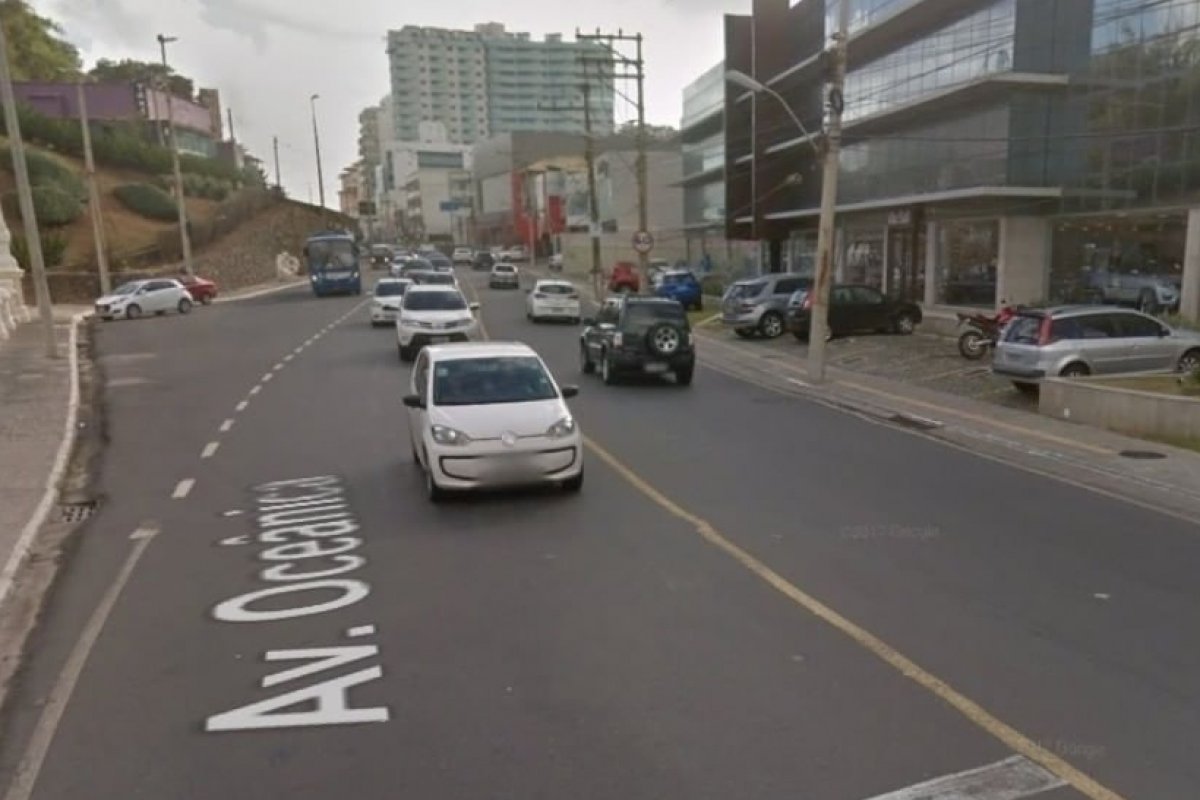 Tráfego de véiculos é interditado na Av. Oceânica a partir desta sexta (22)