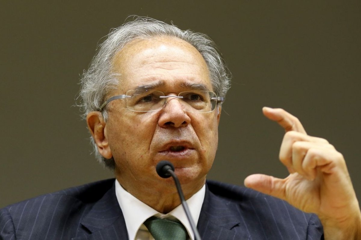 Tarcísio de Freitas diz que Paulo Guedes não estará na sua equipe de governo
