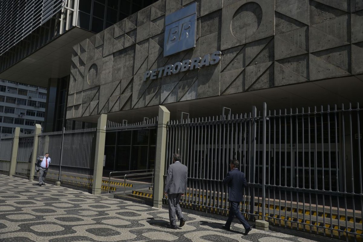 Fábricas paralisadas no Nordeste são arrendadas pela Petrobras