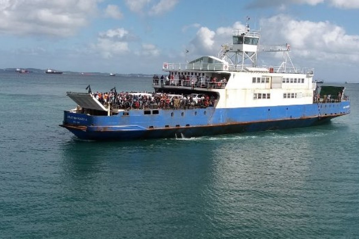 Uso de máscara volta a ser obrigatório no sistema Ferry-boat