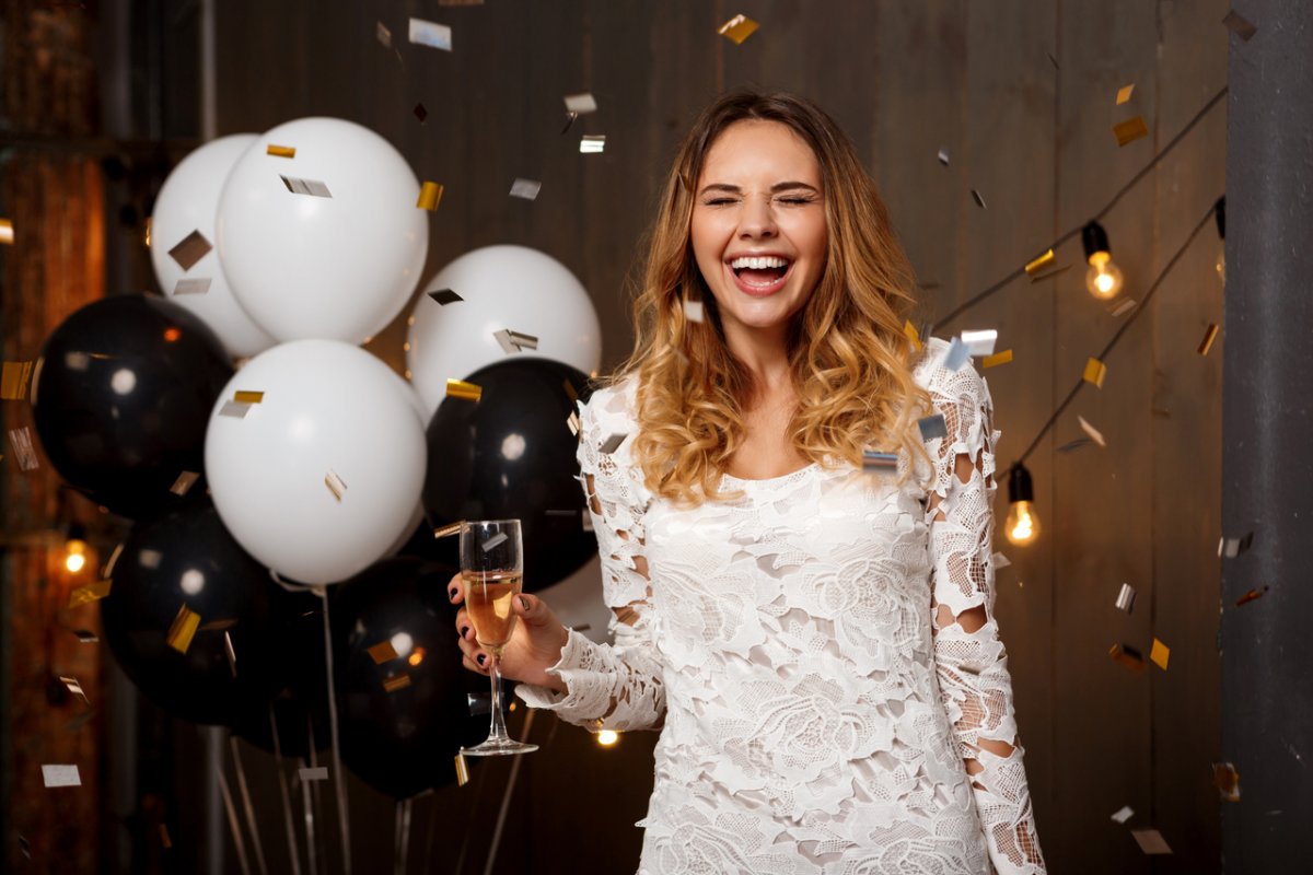 Roupas brancas no Réveillon: confira dicas para lavagem perfeita das peças!