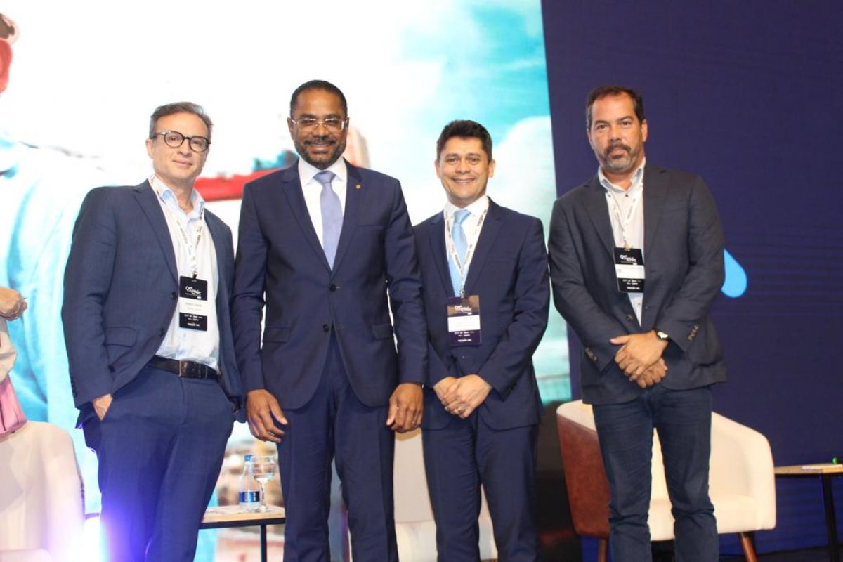 André Guimarães participa de encontro com nova equipe de governo! 