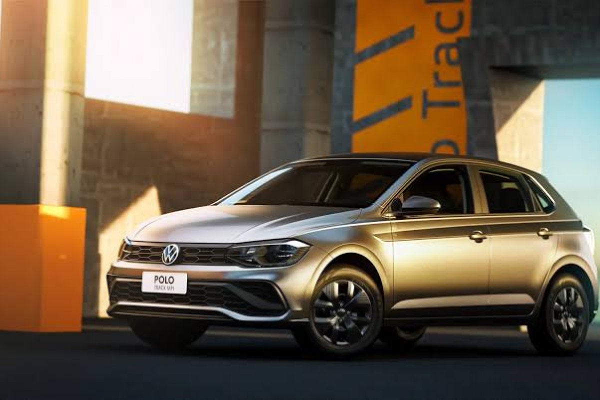 NOVO Citroën C3 ou Polo Track: veja o duelo dos modelos populares em 2023