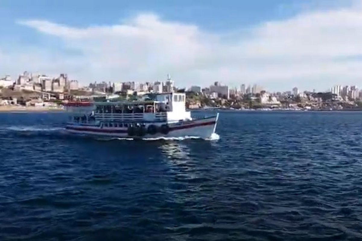 Travessia Salvador-Mar Grande tem embarque sem fila; lanchas saem a cada 30 minutos