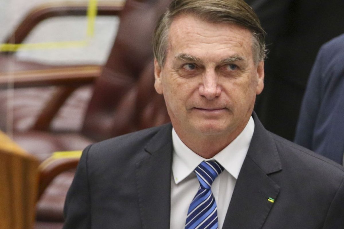 Bolsonaro e aliados se tornam réus em investigação do TSE por conduta nas eleições