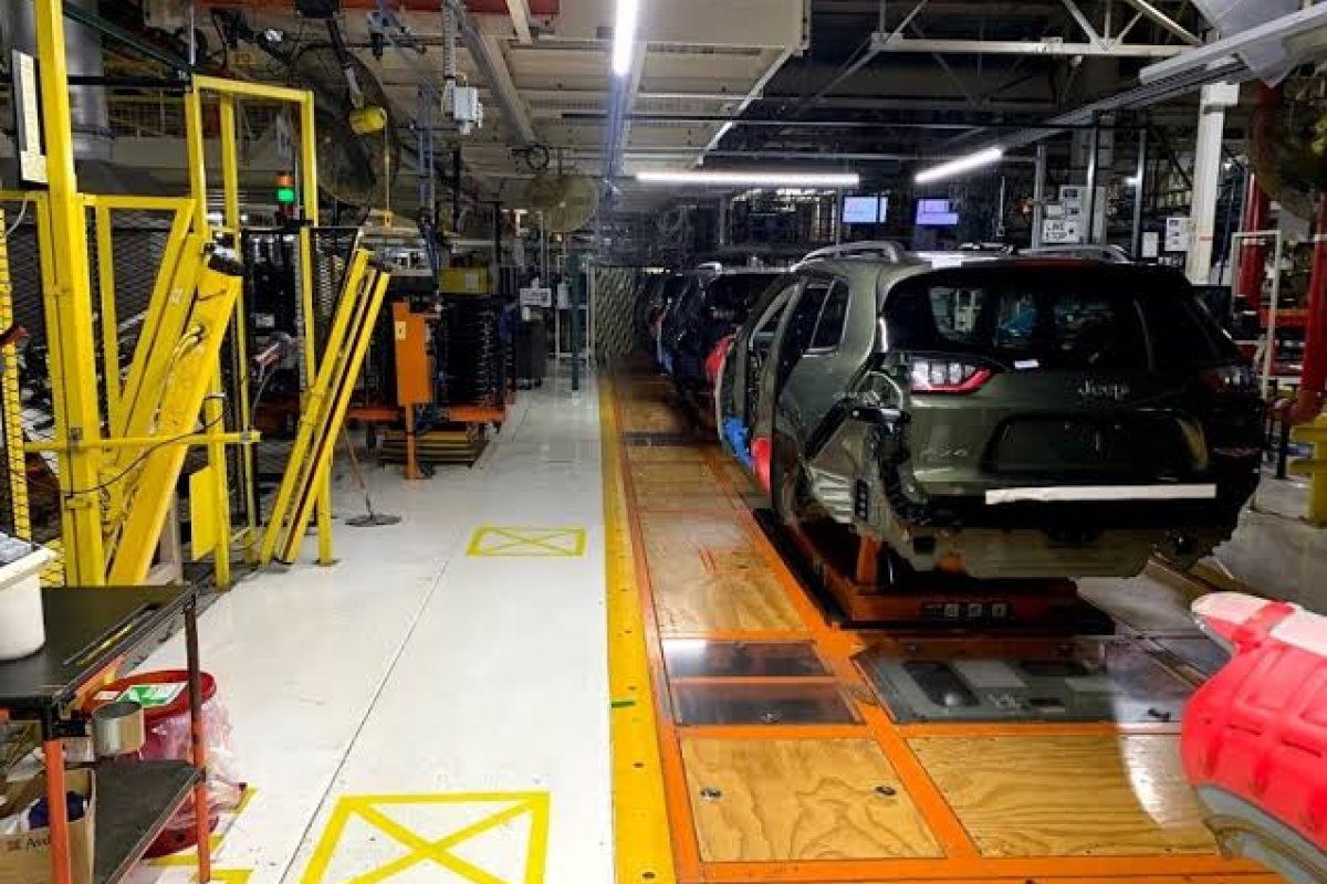 Jeep vai fechar fábrica nos EUA em fevereiro de 2023: entenda 