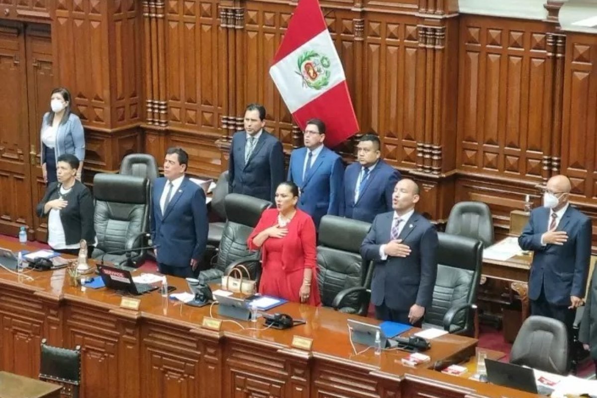 Congresso peruano decide por não antecipar eleições