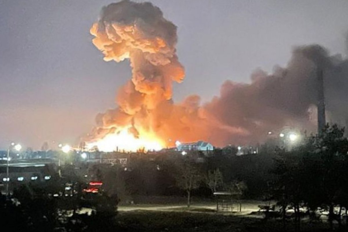 Capital da Ucrânia é alvo de novo bombardeio com drones 