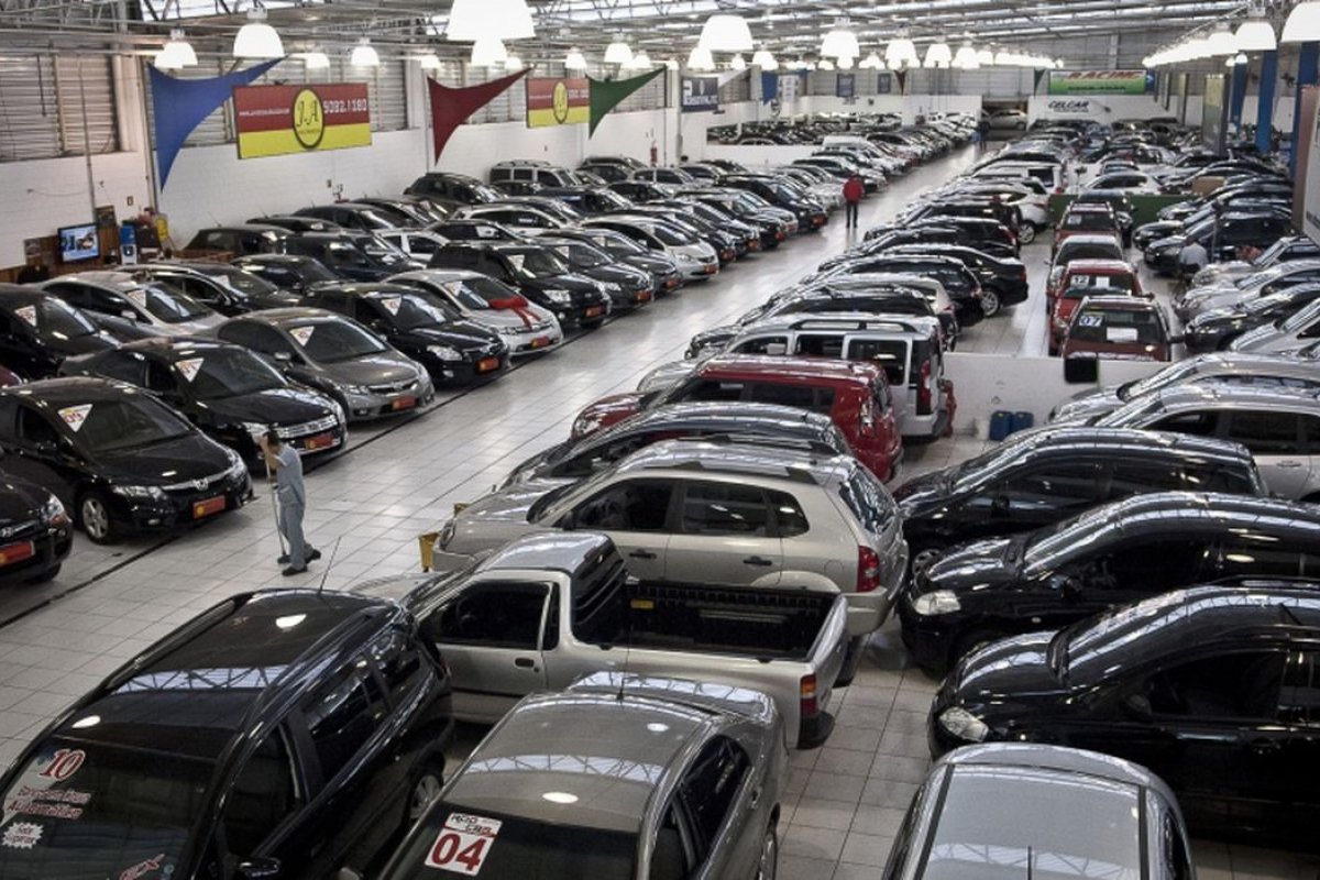 Venda de veículos novos cresce 19,2% em novembro, diz pesquisa
