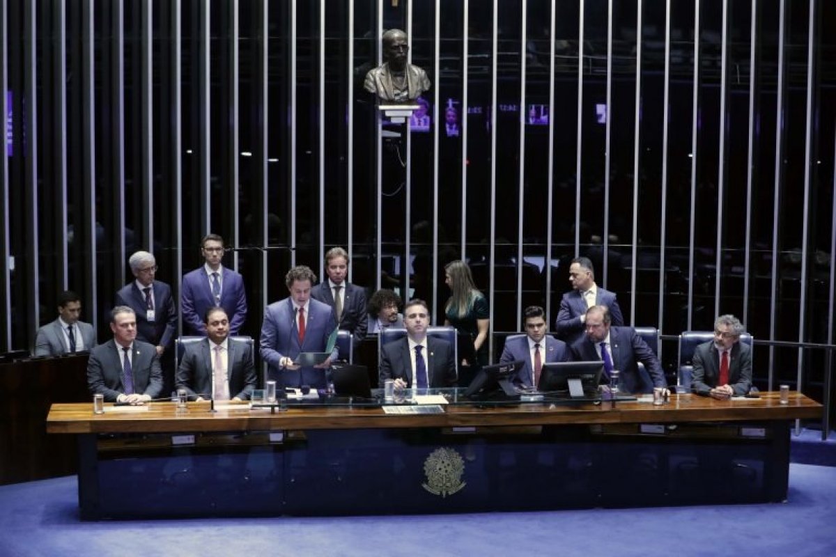 Congresso Nacional promulga emenda que viabiliza pagamento do piso da enfermagem