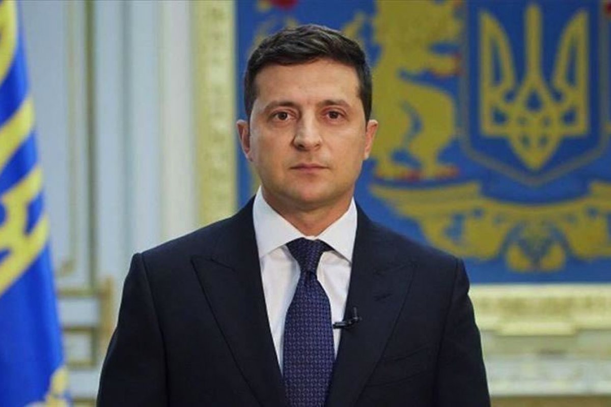 “Tenham paciência e fé”, diz Zelensky em mensagem de Natal a ucranianos 