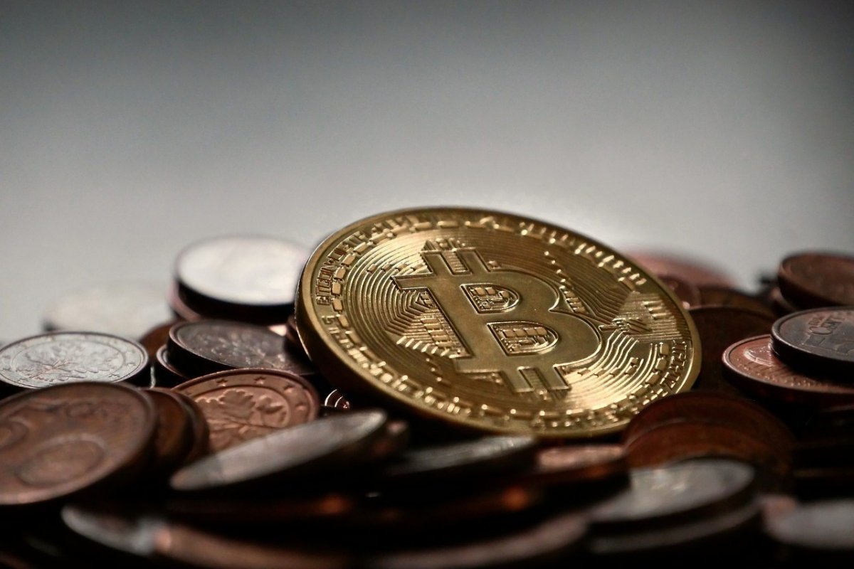 Fortuna de bilionários do mundo cripto diminui em R$ 600 bilhões, diz Forbes