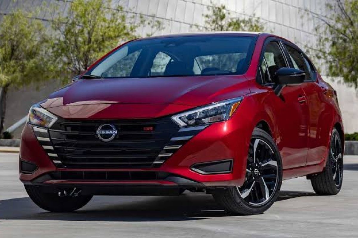Novo Versa já é produzido no México e chega ao Brasil em 2023