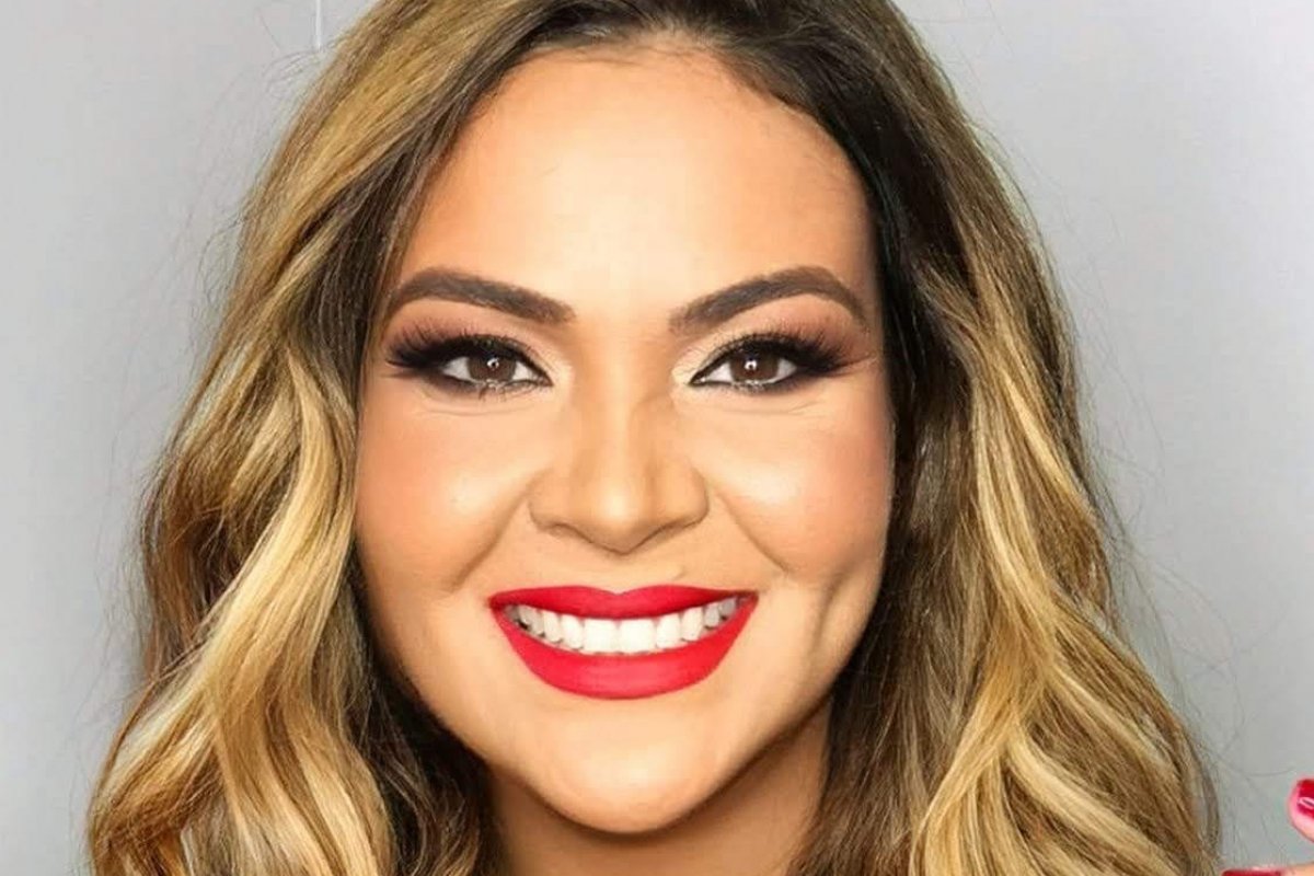  Lila Sales, baiana, cantora e compositora, vai começar 2023 com novidades! 
