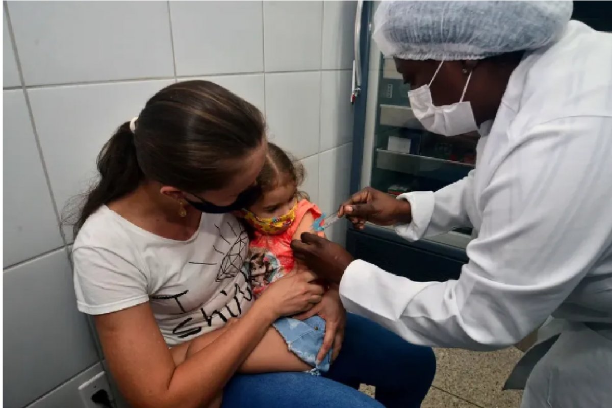 Covid-19: Salvador amplia faixa etária para aplicação da Pfizer Baby na quinta-feira (29)