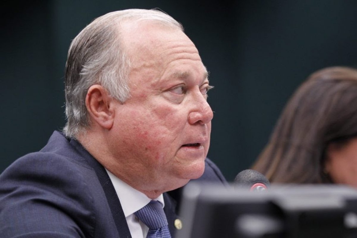 Paulo Azi confirma que recebeu sondagem para ministério, mas recusa convite