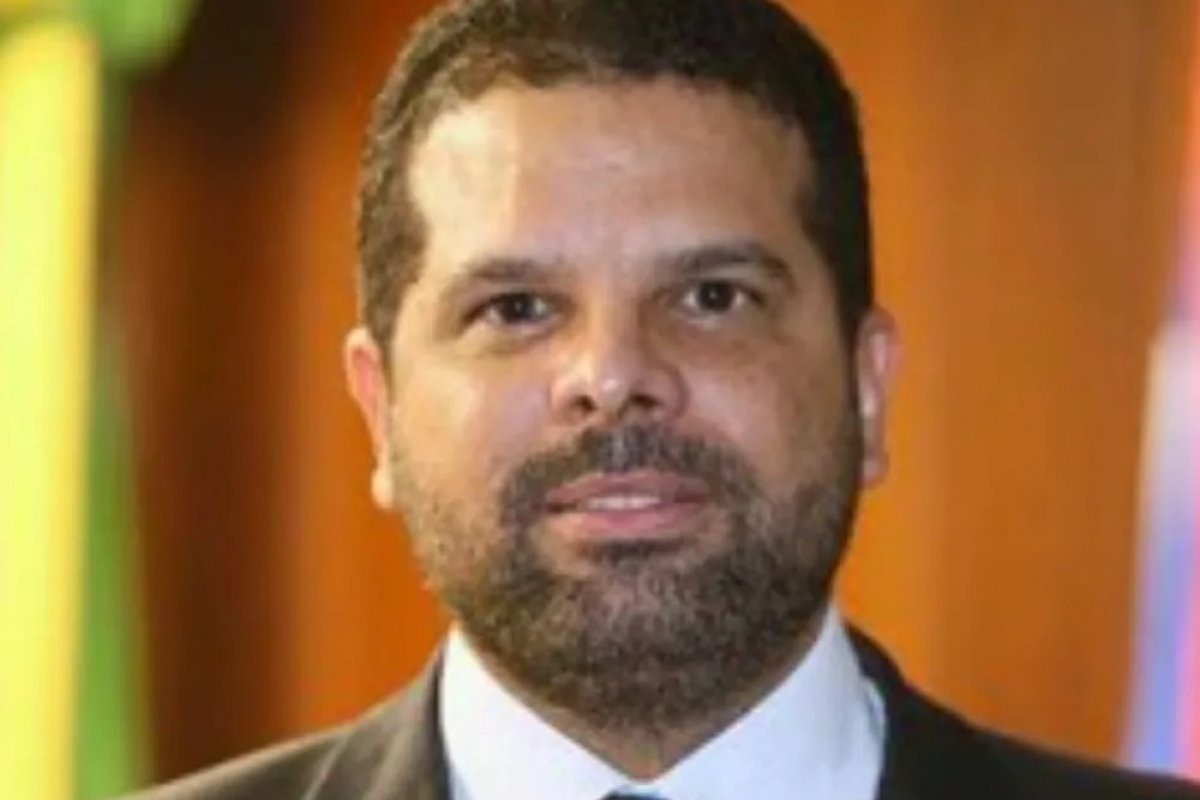 Conheça Edelvino Góes, secretário de Administração mantido por Jerônimo 