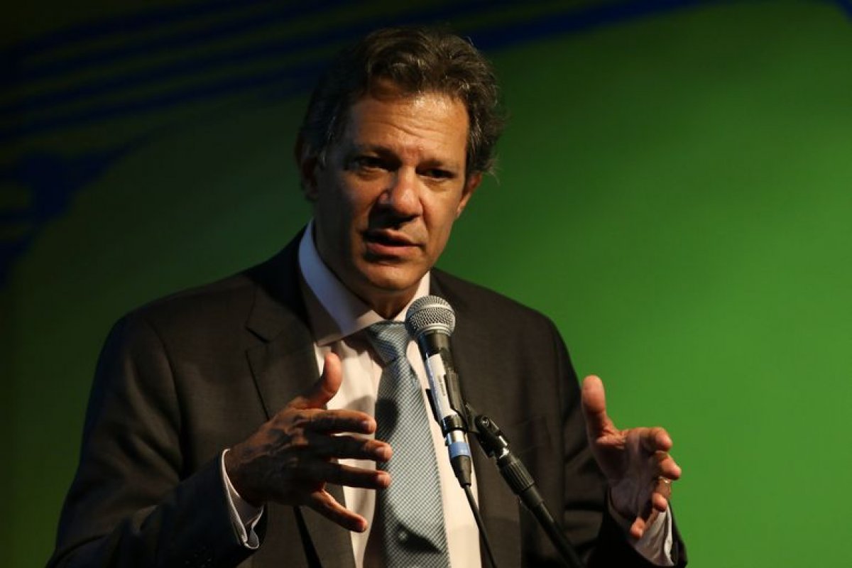 "O prejuízo está feito", afirma Haddad sobre últimas medidas tomadas pelo Governo Bolsonaro