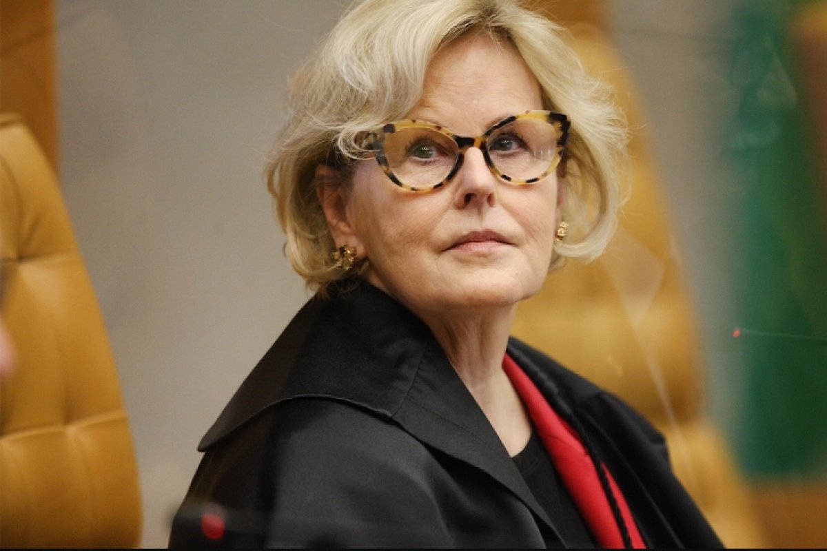 Rosa Weber envia pedido de Jair Bolsonaro à PGR 
