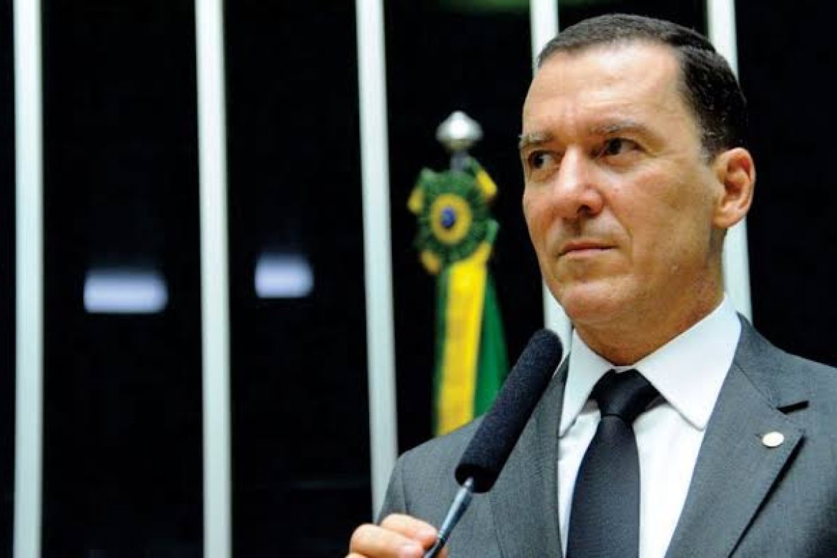 Vinícius Carvalho é empossado como ministro da Controladoria-Geral da União