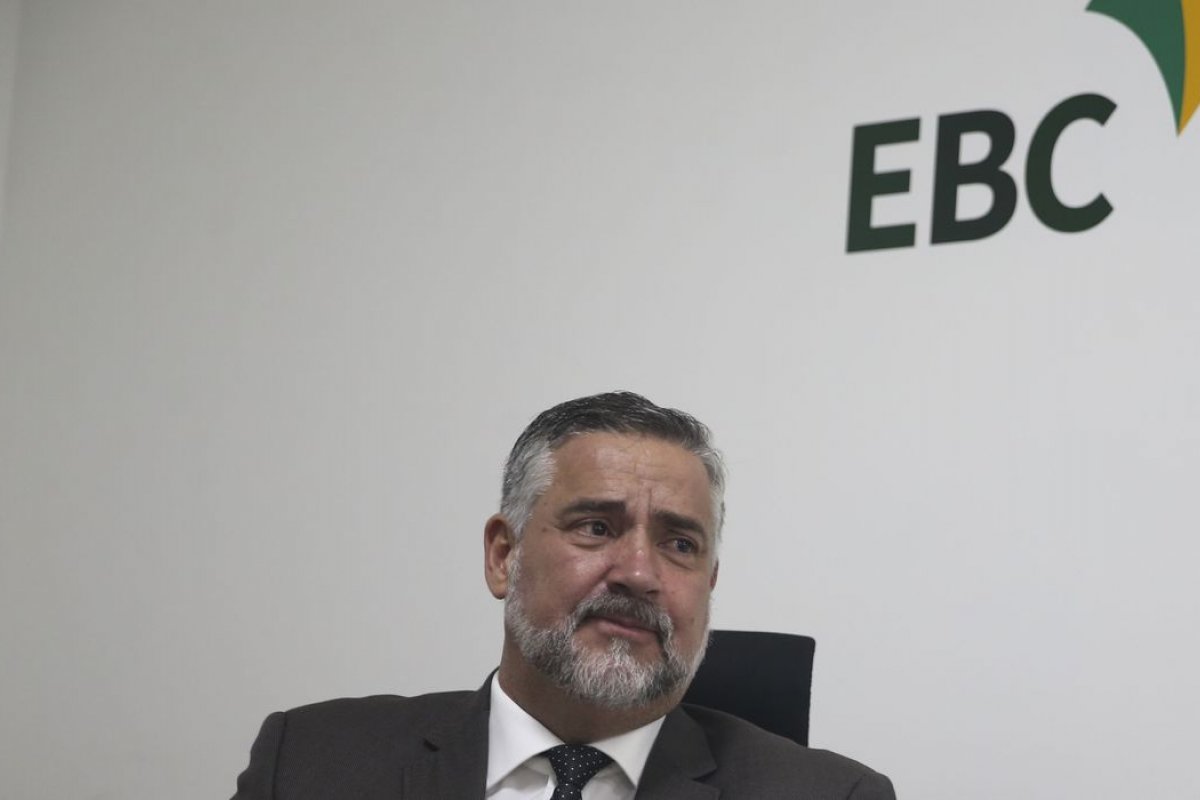 Ministro da Secom defende separação entre comunicação pública e de governo