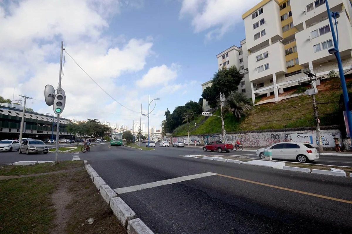 Faixa exclusiva da Av. Vasco da Gama, em Salvador, será bloqueada a partir de sábado (7)