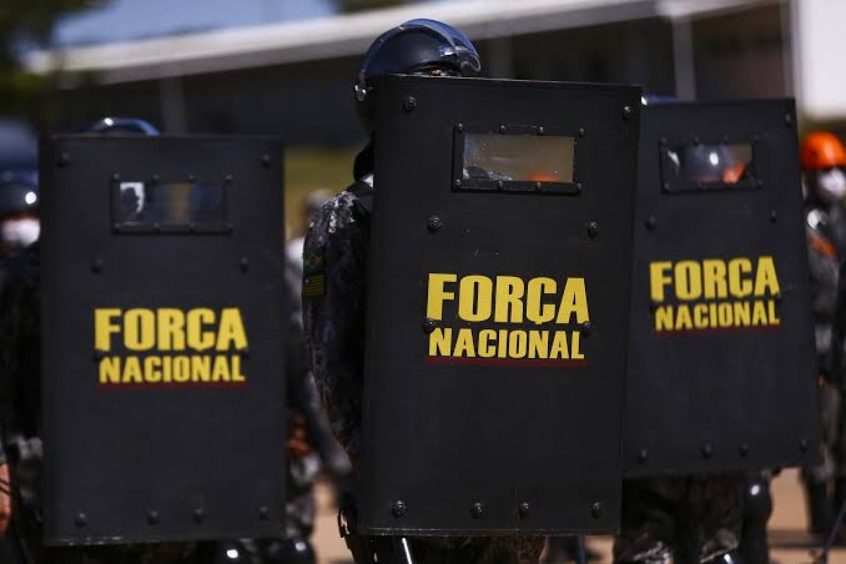 Flávio Dino autoriza o envio da Força Nacional ao Amazonas e Rio Grande do Sul