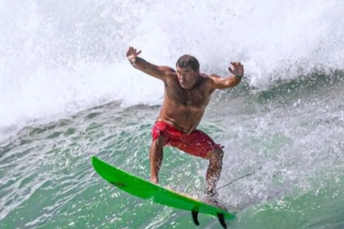 Corpo de surfista baiano será cremado em Portugal e cinzas serão jogadas na praia da Barra, em Salvador 