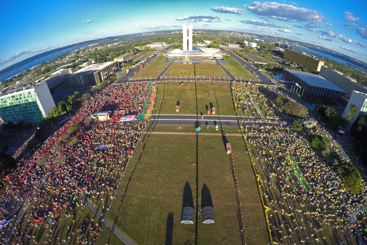 Polarização: 34% dos entrevistados no Brasil afirmam que serão mais tolerantes em 2023, aponta Ipsos