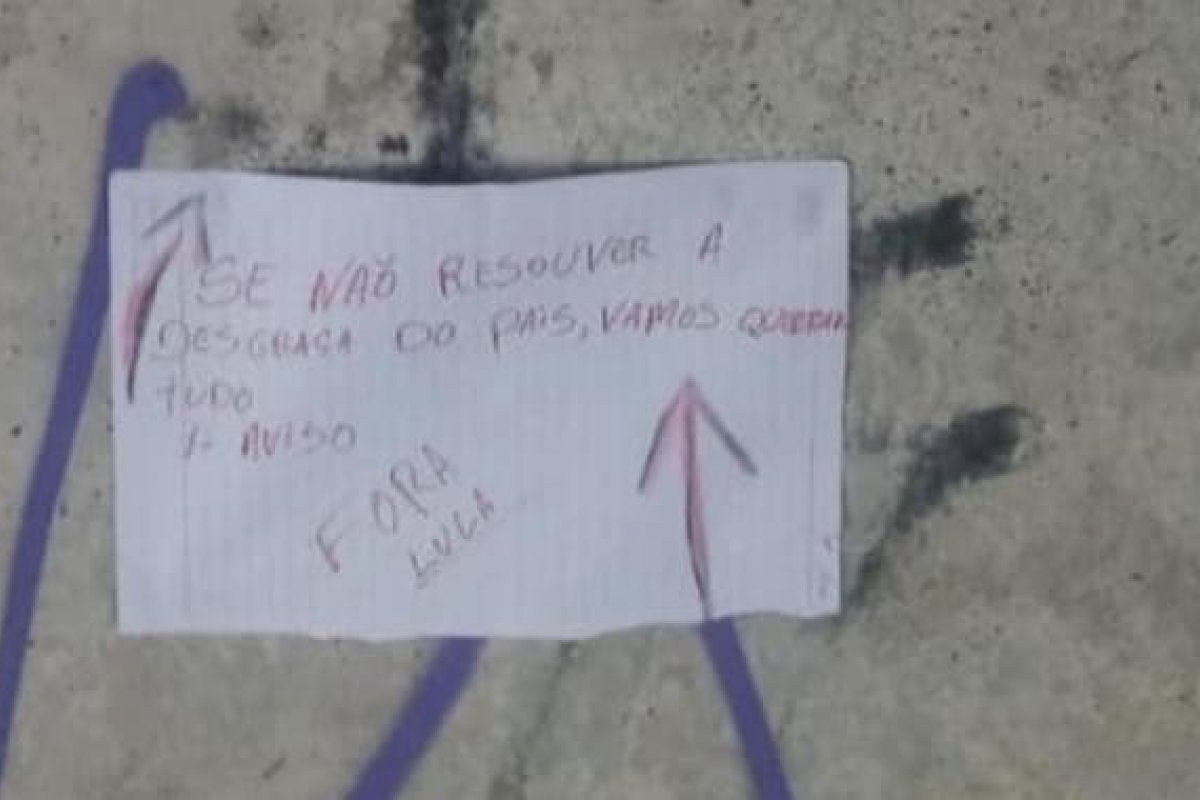 Bilhete encontrado junto a simulacro de explosivo, em Feira, vai passar por perícia