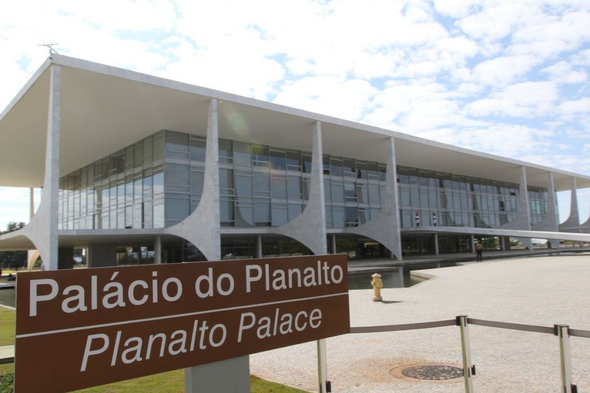 Governo Lula tem 28,1 mil cargos, funções ou gratificações para serem preenchidos ministérios e Planalto