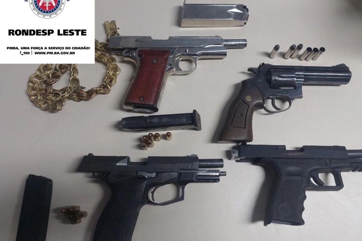 Em operação em Feira de Santana, Polícia Militar apreende quatro pistolas e carro roubado