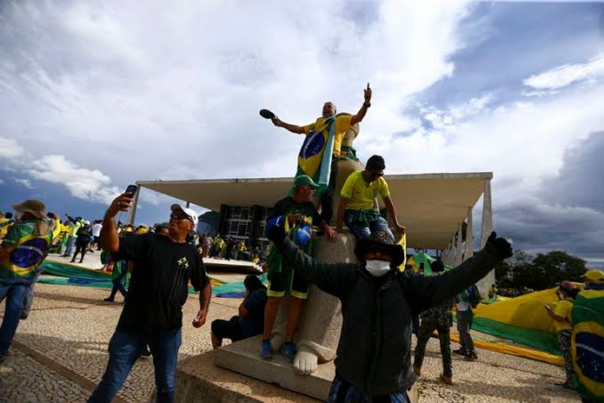  Somente 3 em cada 10 brasileiros entrevistados dizem acreditar que a tolerância entre os cidadãos aumentará em 2023