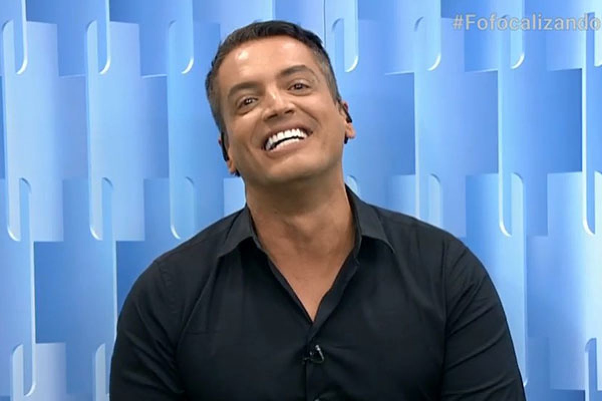 Leo Dias deixa o SBT e solta o verbo