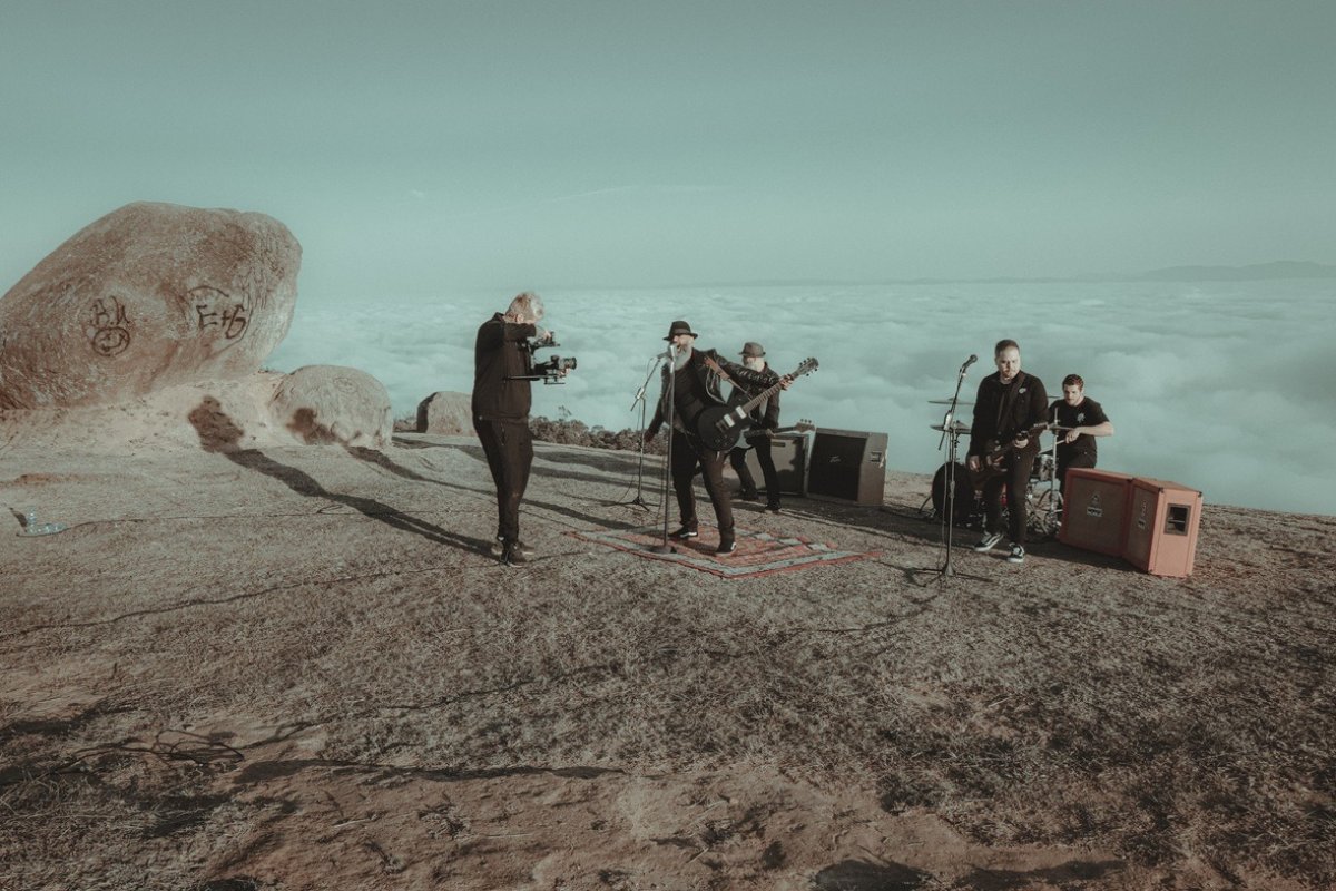 Treva lança making of do clipe de 'Onde Morre o Sol'