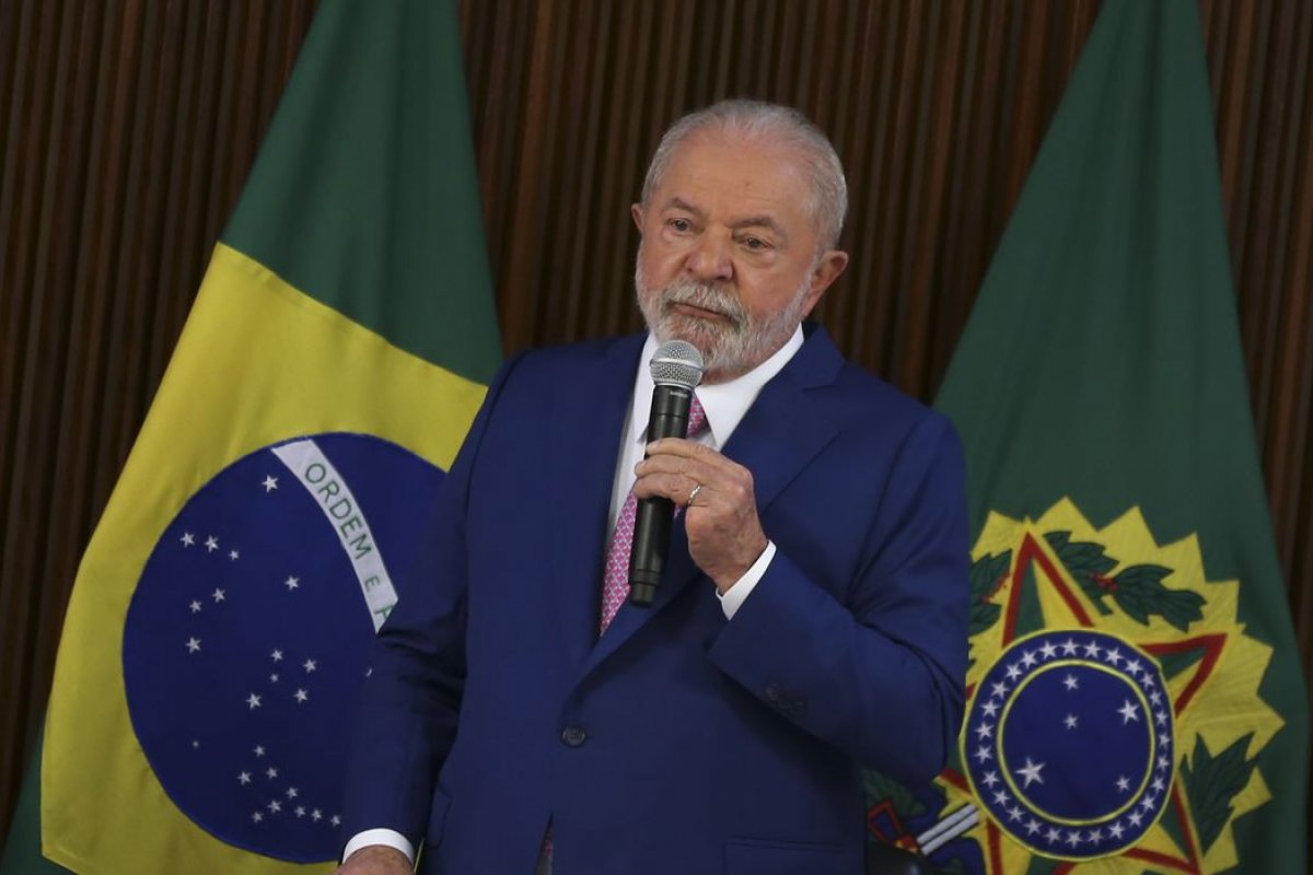 Governo Federal dispensa 40 militares de funções no Palácio da Alvorada