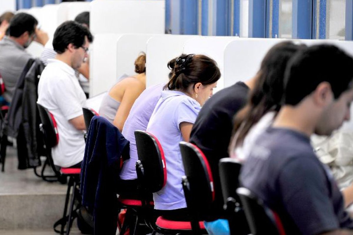 Lauro de Freitas deverá realizar concursos para a Secretaria de Saúde e salva-vidas