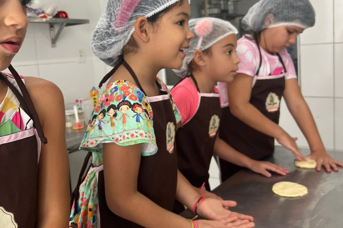 Curso Chef Kids acontece neste sábado (21) na Dolce Glacê Confeitaria!