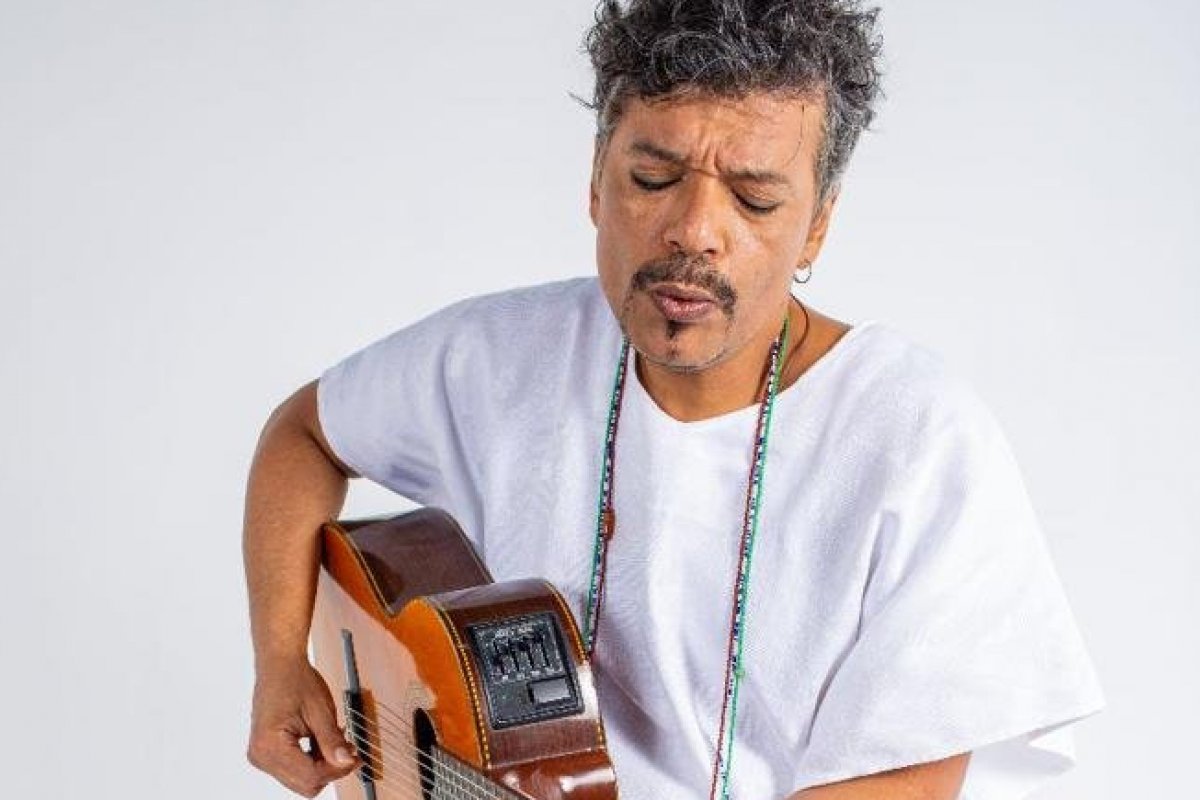Tito Bahiense lança com show projeto “Tito Bahiense e Bando Ijexá”