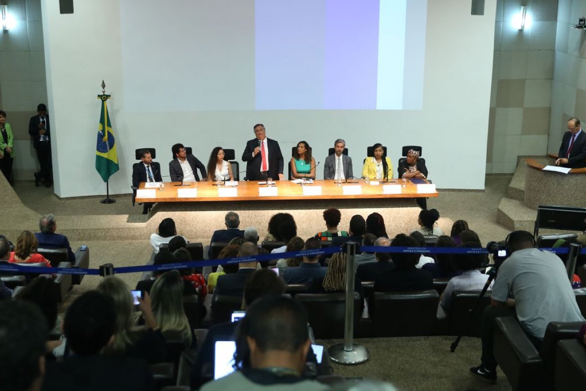 Ministério da Justiça cria programa de atenção a refugiados afrodescendentes