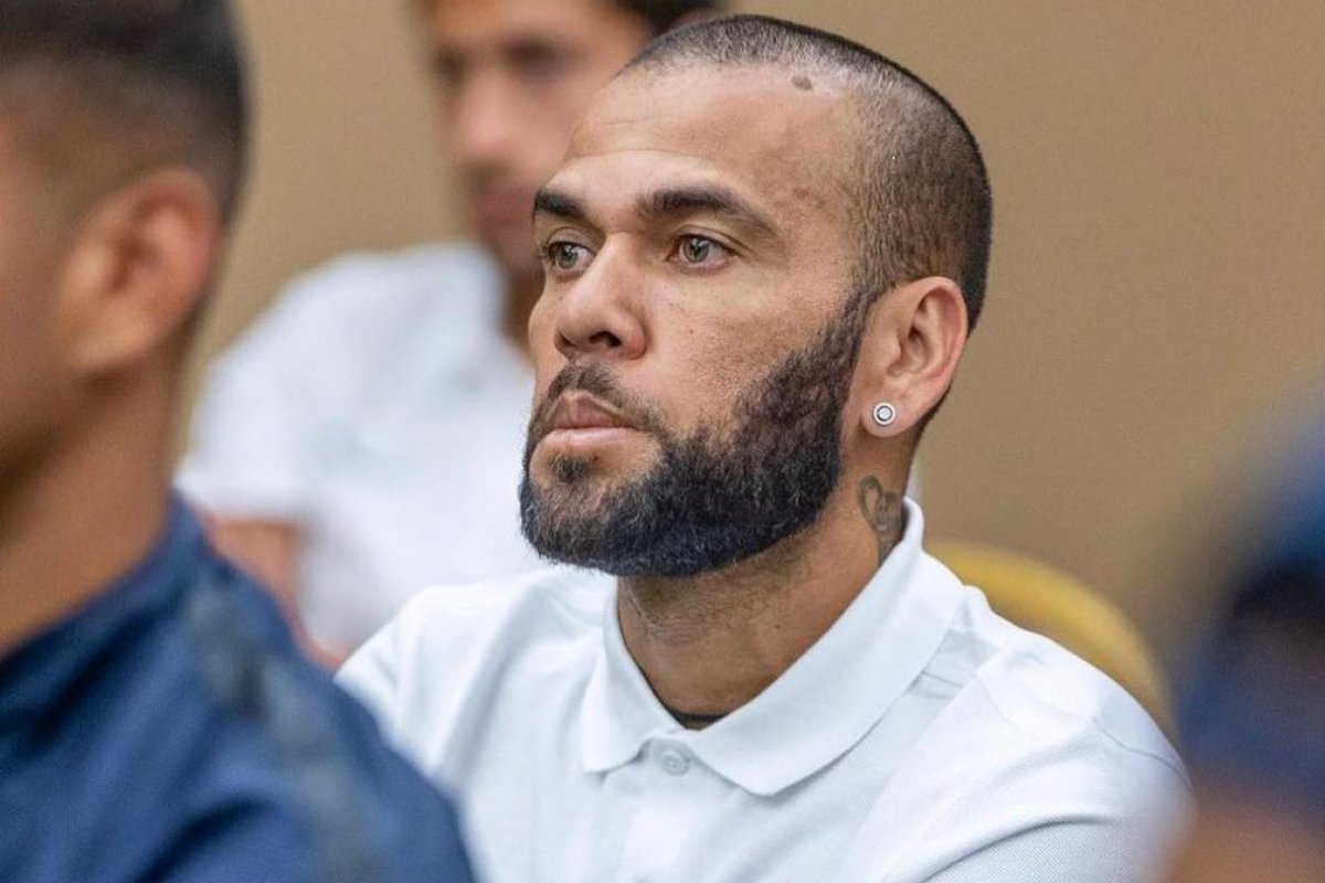 Saiba o que a polícia de Barcelona fez para atrair Daniel Alves para prisão 