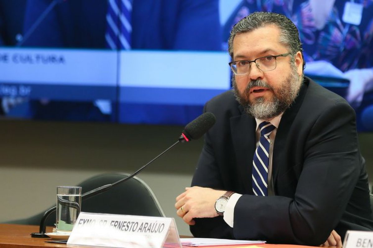 ‘Governo argentino emite sinais que ameaçam a essência do Mercosul', diz chanceler