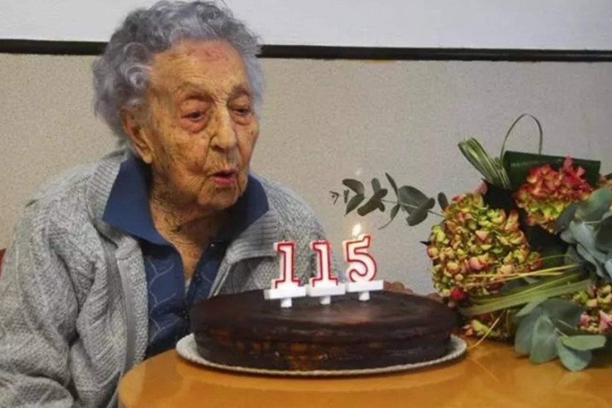 Espanhola de 115 anos é confirmada como pessoa viva mais velha do mundo