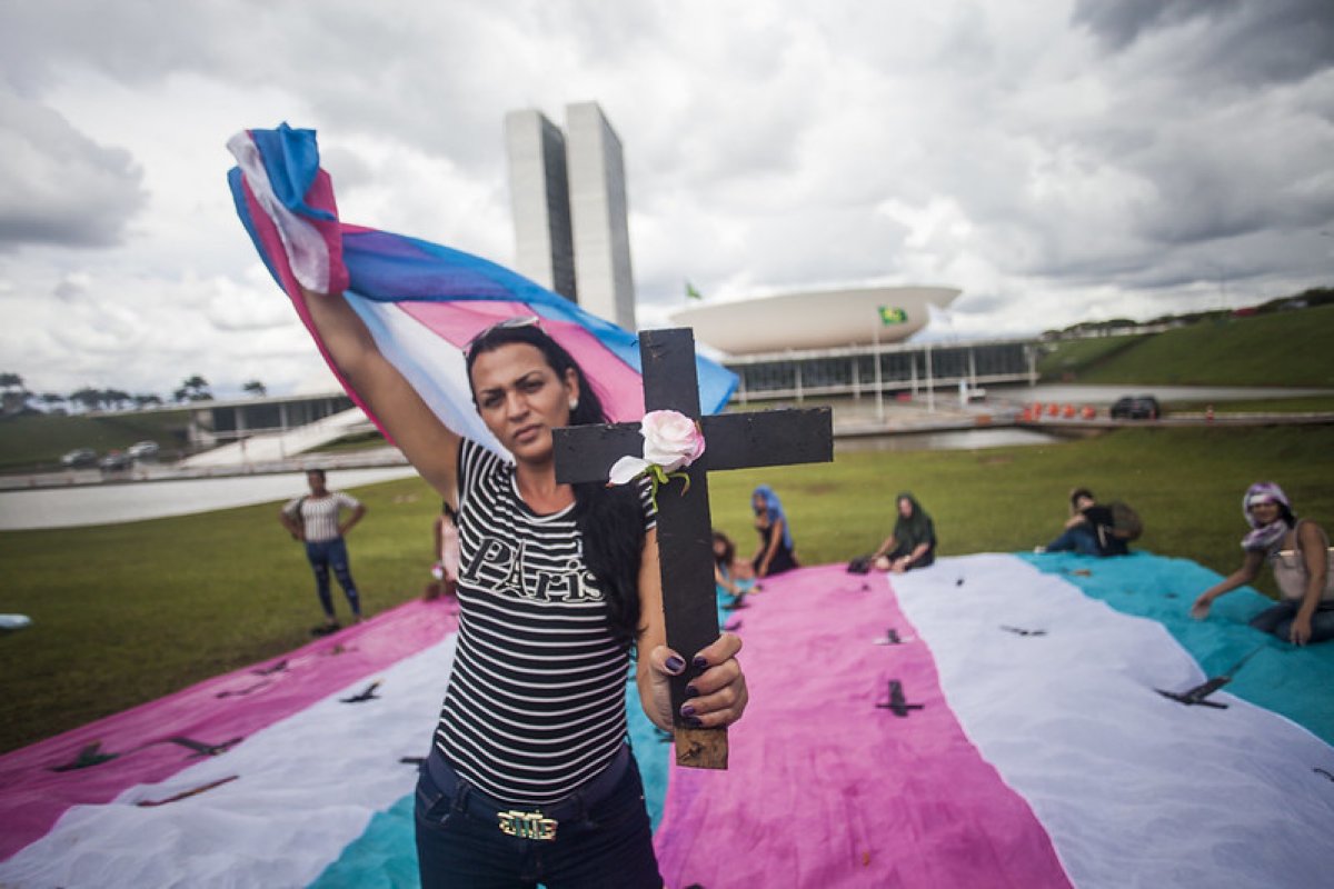 Pelo 14º ano, Brasil é o país que mais mata pessoas trans e travestis, aponta Antra