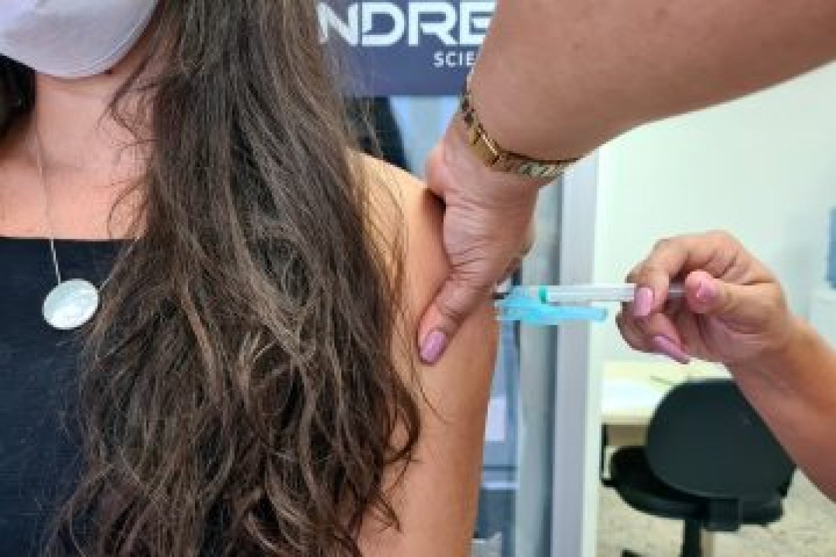 Feira de Santana possui mais de 200 mil pessoas com doses em atraso contra a Covid-19 