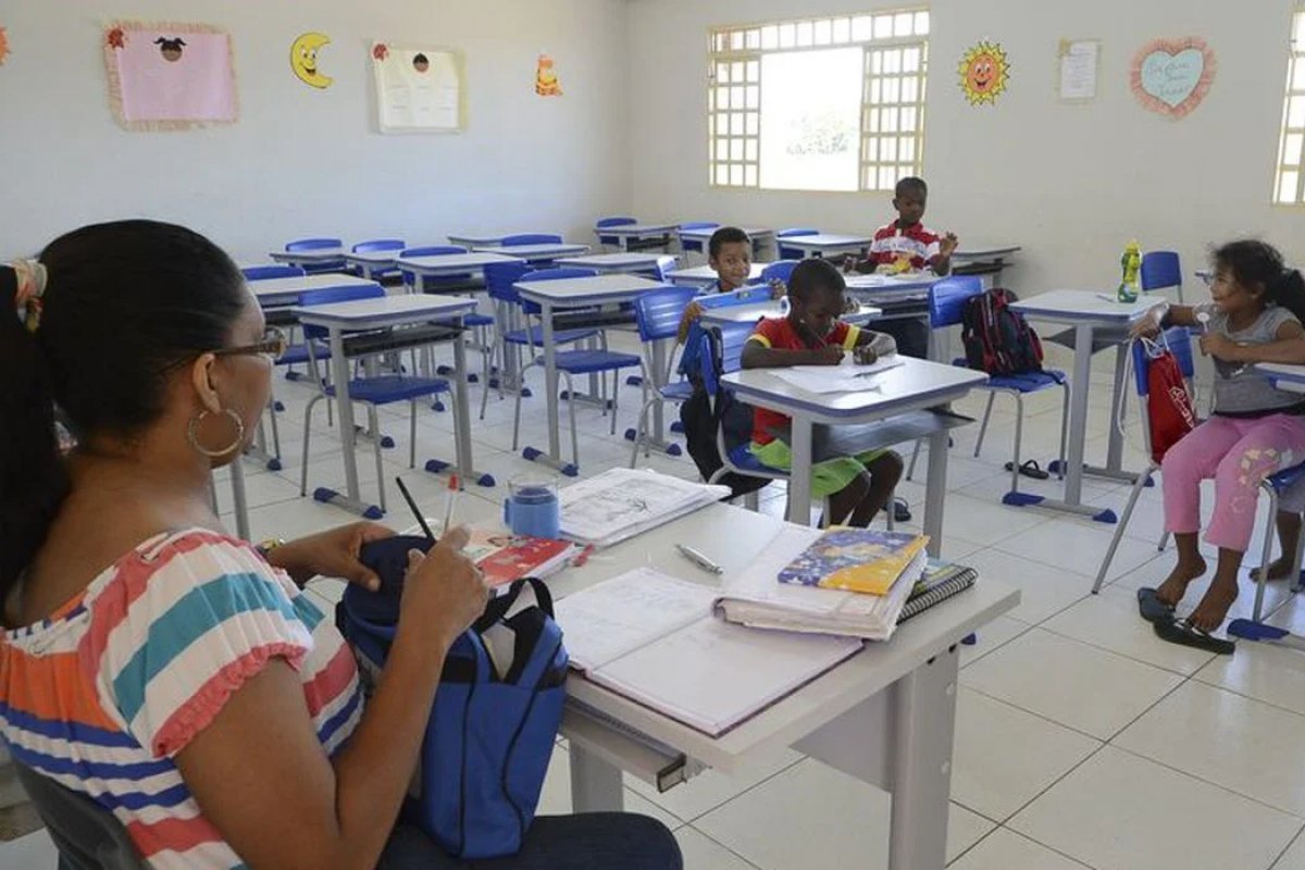 Matrículas da rede estadual de ensino seguem abertas para quem perdeu o prazo regular