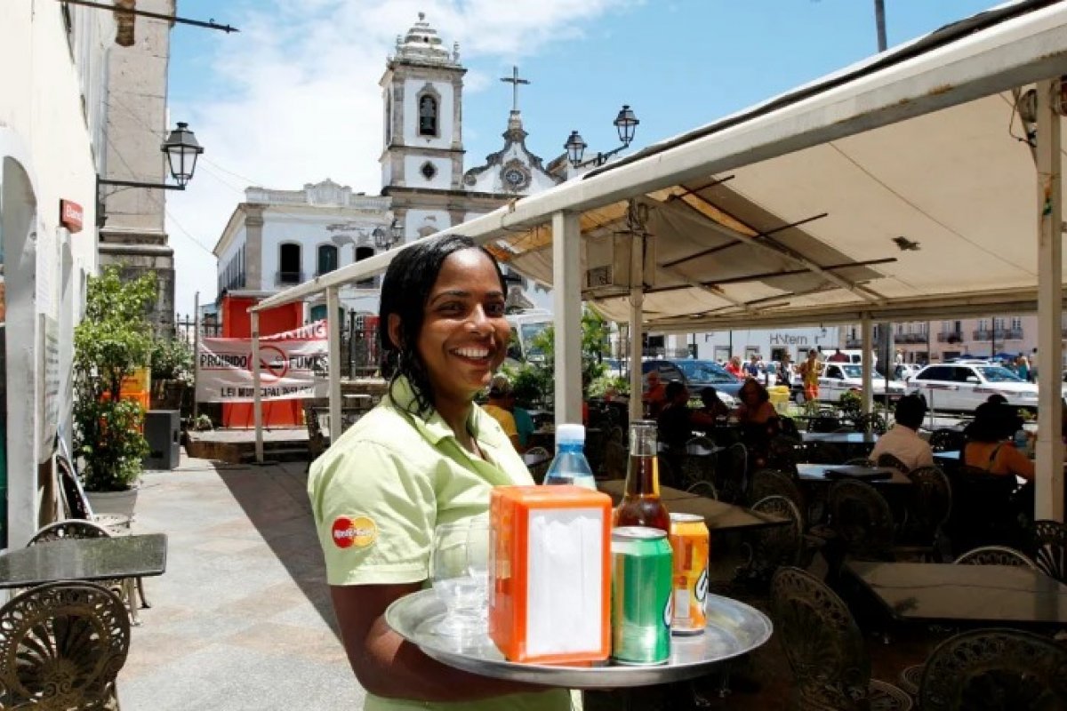 Turismo avança no 3° trimestre e gera mais de 3 mil novos empregos na Bahia, diz pesquisa