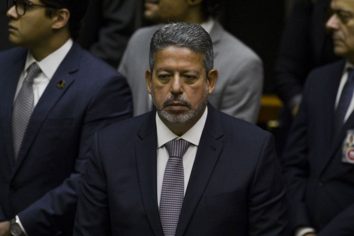 Arthur Lira é reeleito ao cargo de presidente da Câmara dos Deputados 