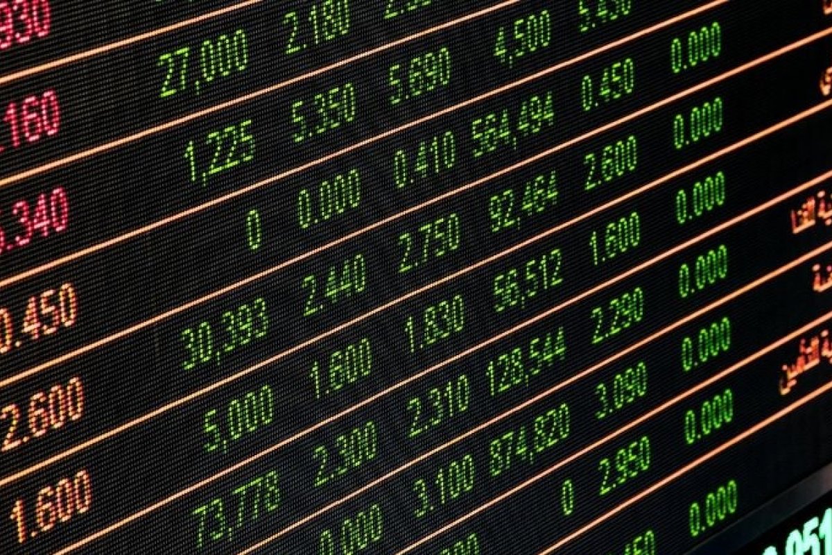 Ibovespa começa a subir após registrar queda no início desta quinta (2)